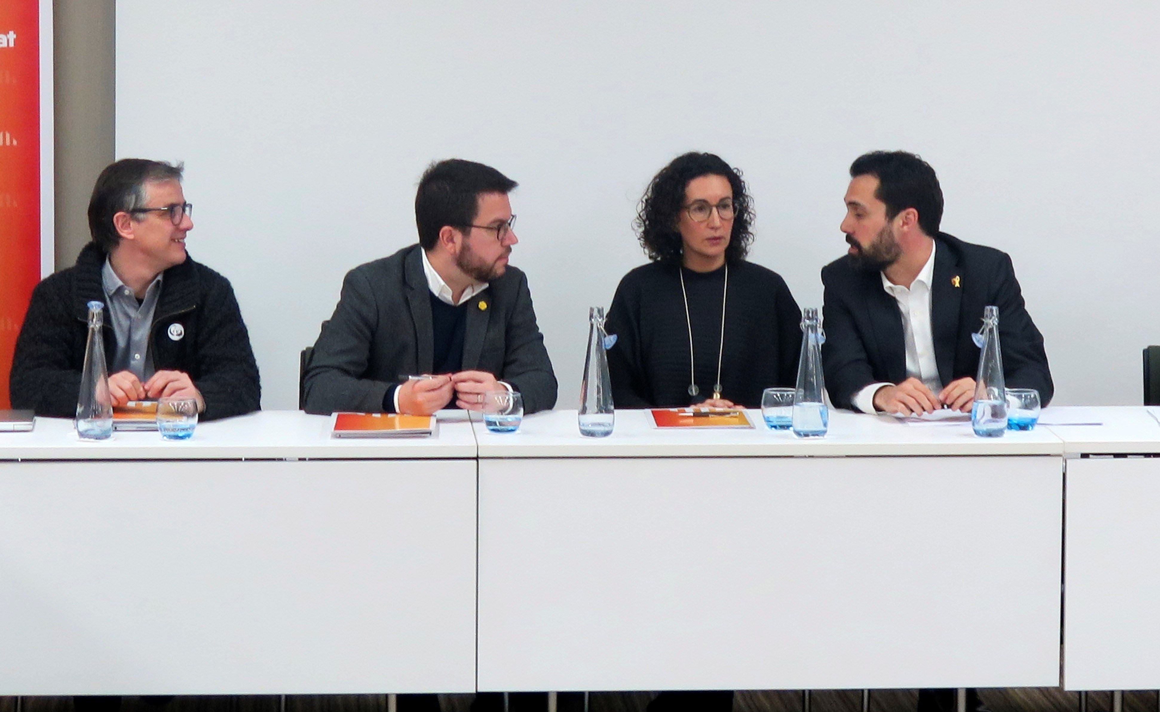ERC se conjura en Ginebra con Rovira para hacer frente al "juicio contra la democracia"