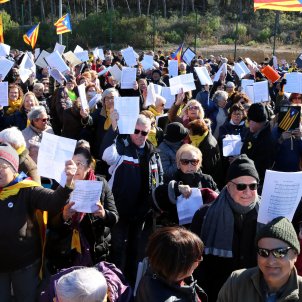 Choral group Orfeó Català sings to jailed Catalan speaker Carme Forcadell