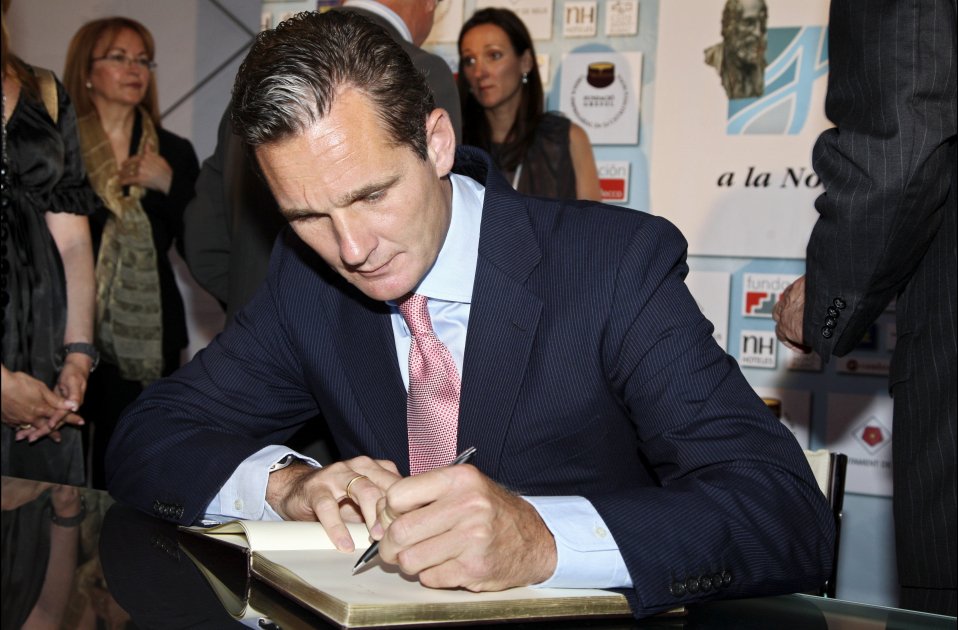 urdangarin escriu GTRES urdangarin escriu GTRES