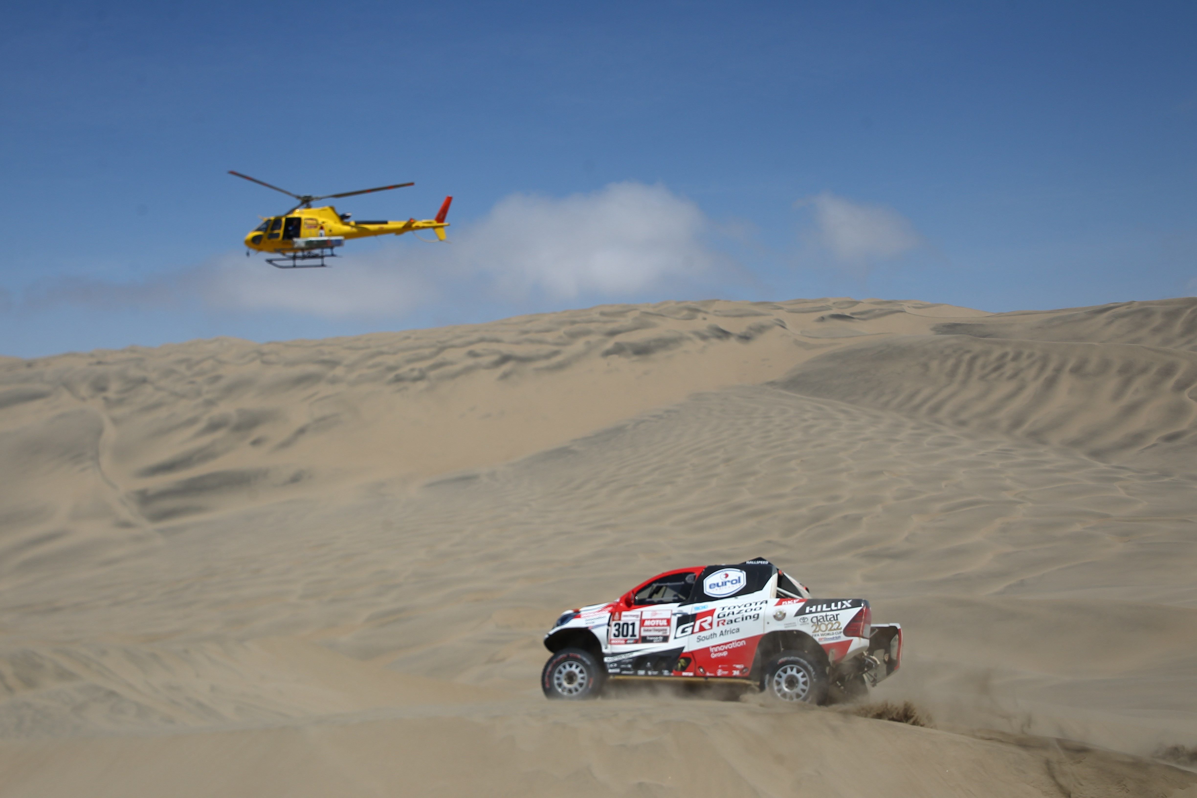 Etapa 8: Nasser Al-Attiyah s'apropa al seu tercer Dakar