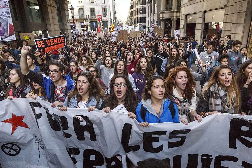 Galeria: Manifestació d'estudiants contra les revàlides