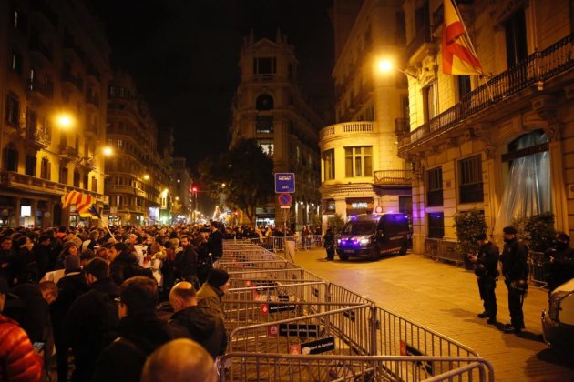 ELNACIONAL manifestació detencions prefactura policia espanyola Barcelona Via Laietana - Sergi Alcàzar