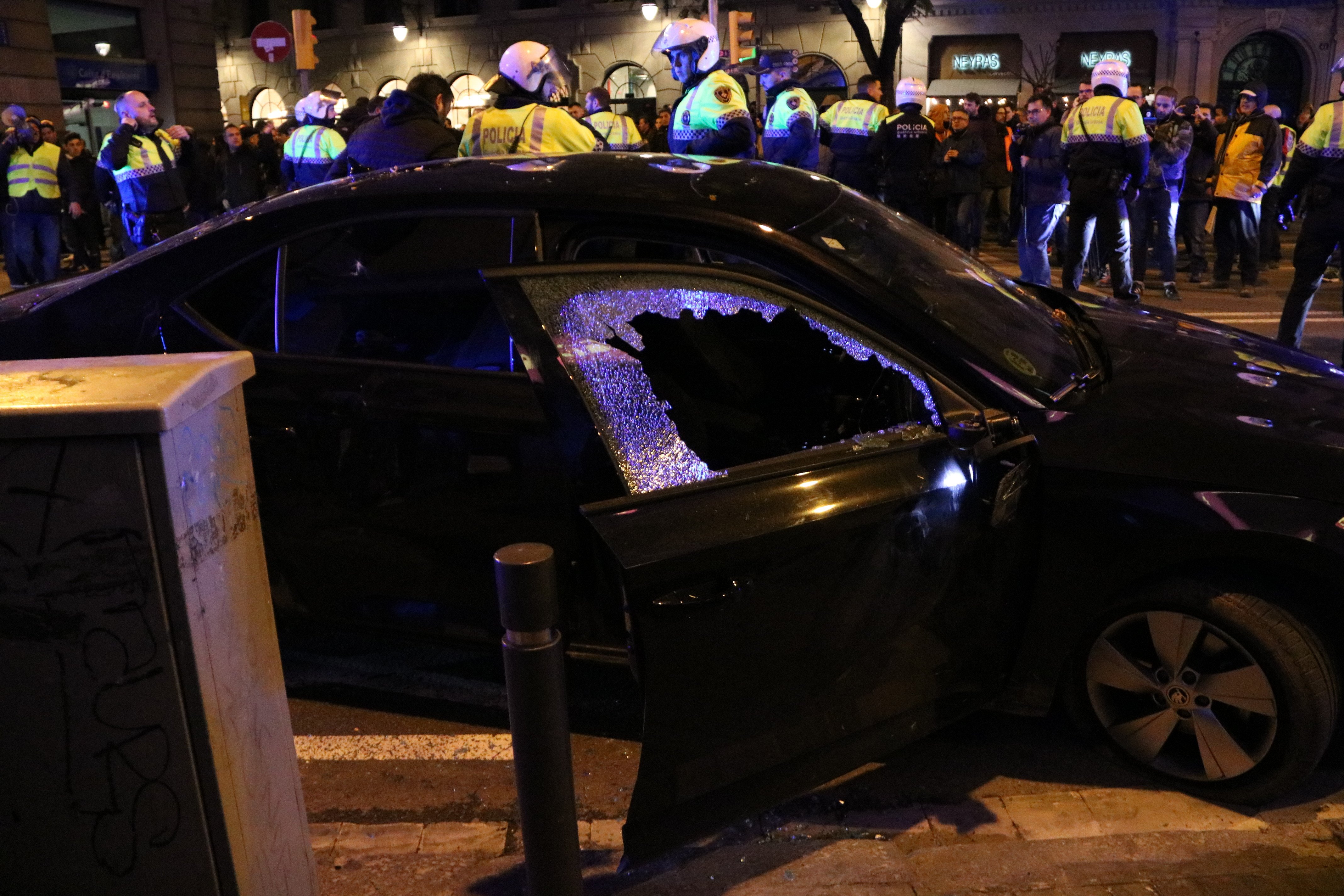 Siete detenidos por ataques a vehículos VTC durante las protestas de los taxistas