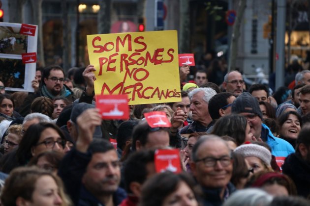 open arms manifestacio barcelona acn
