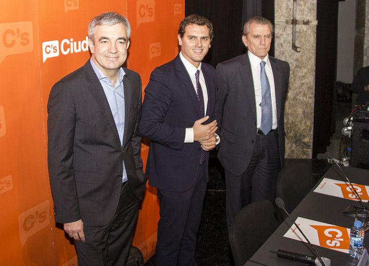 La prensa anglosajona, trampolín internacional de C's