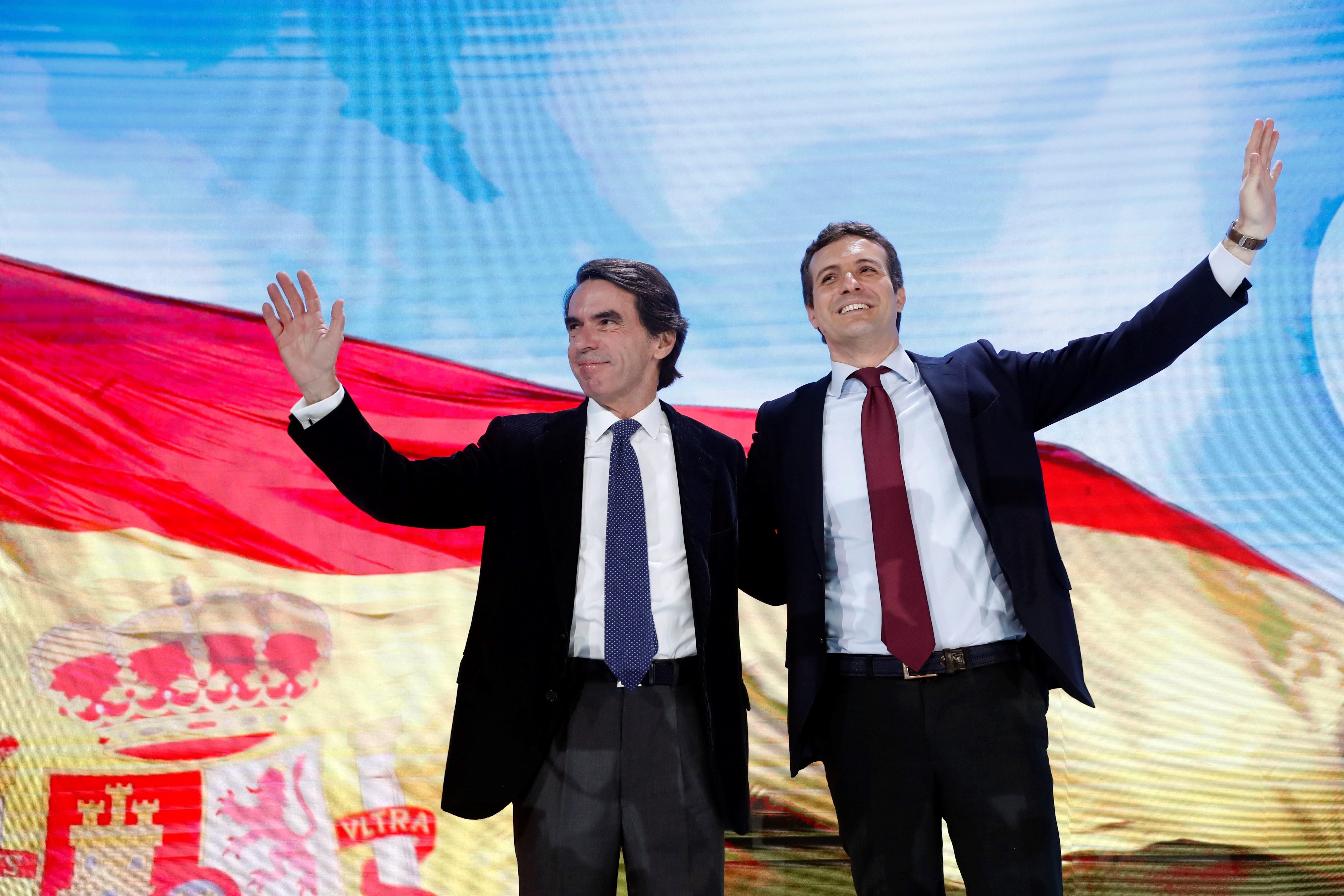 Aznar bendice la alianza de Casado con la extrema derecha: "Ha acertado"