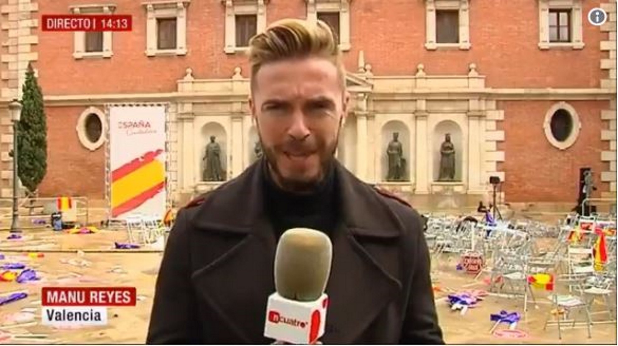 Així ha quedat una plaça de València després d'un míting d'Albert Rivera