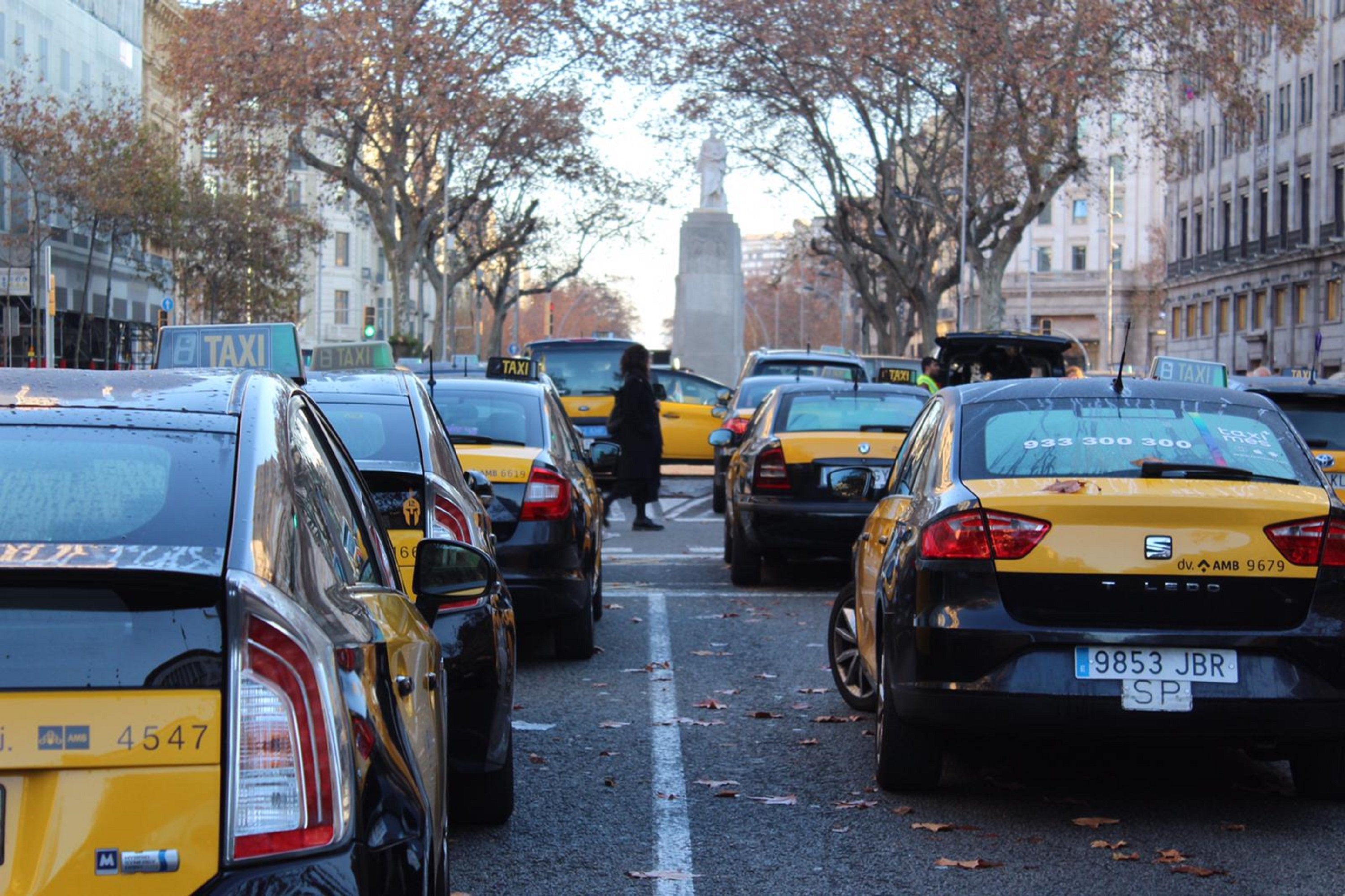 Los taxistas vuelven a amenazar con movilizaciones para el Mobile