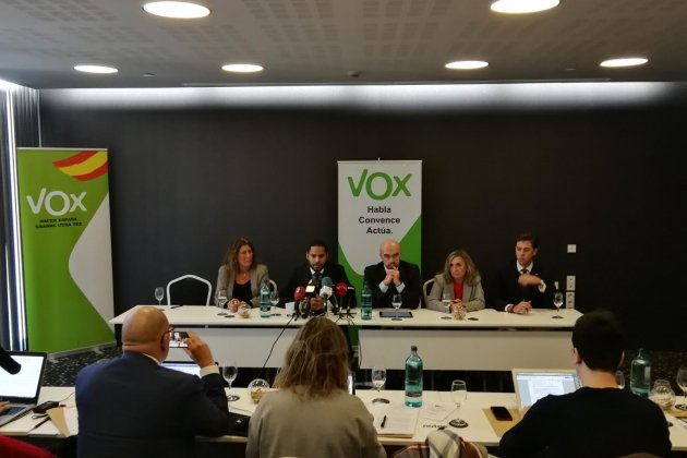 Roda de premsa de Vox   Anna Solé