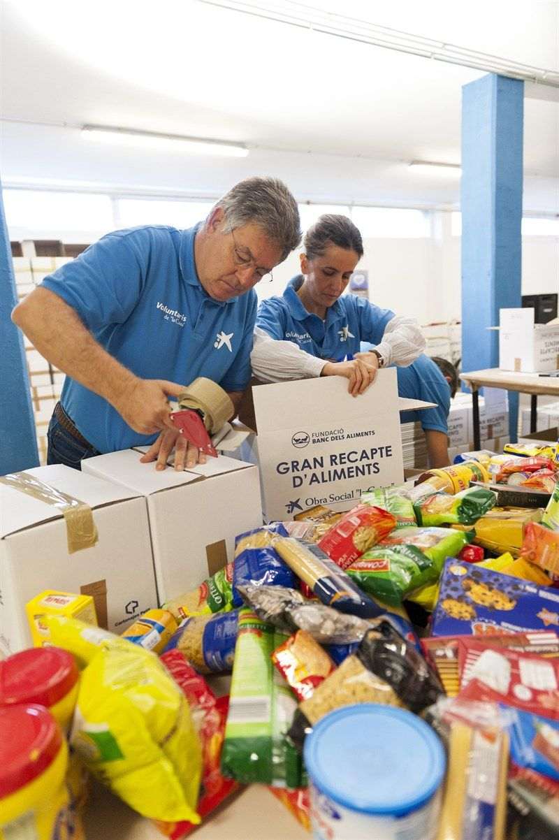 Se necesitan 10.000 voluntarios más para el Gran Recapte d'Aliments