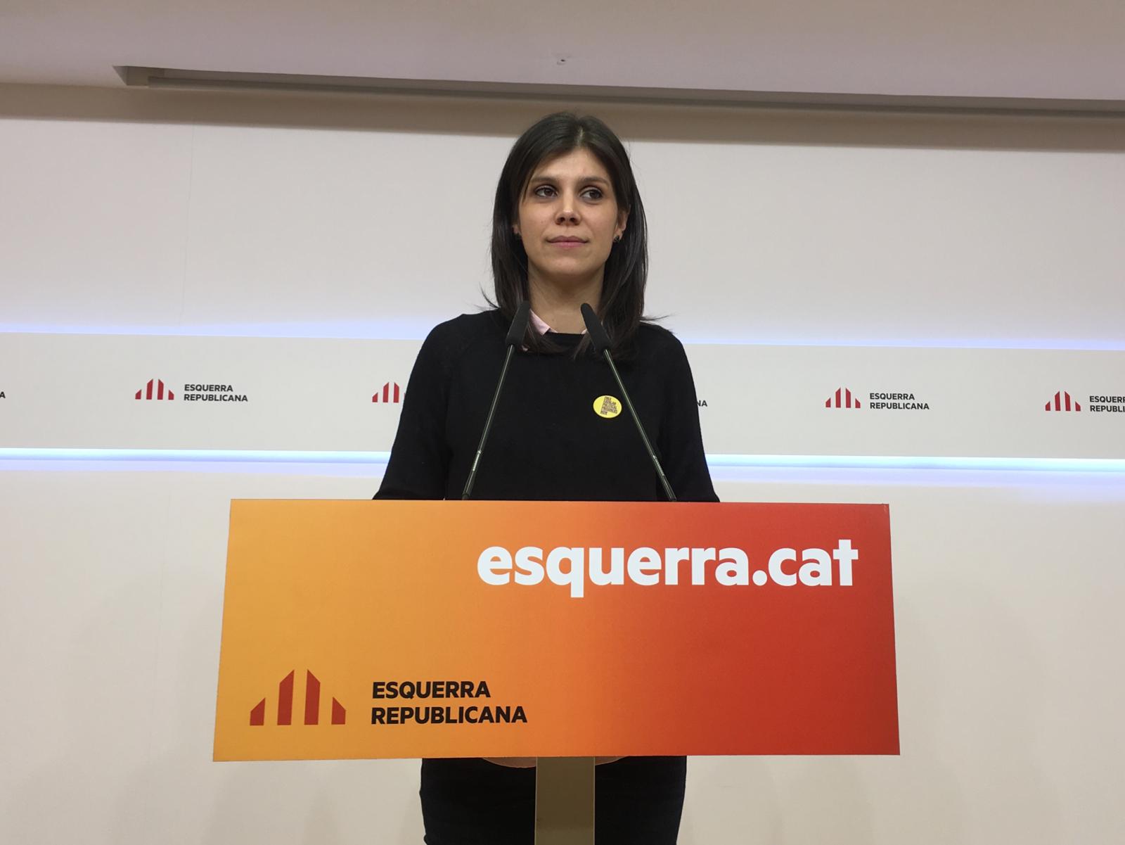 ERC insta Colau a implicar-se per solucionar la vaga del taxi