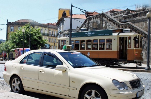 Taxi Porto Wikimedia