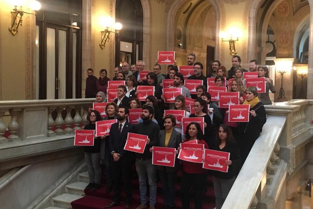 Bloqueo Open Arms Parlament Carlota Camps