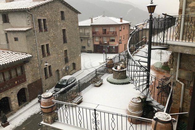 Neu Gombrèn Elia Murgou Neu Gombrèn Elia Murgou