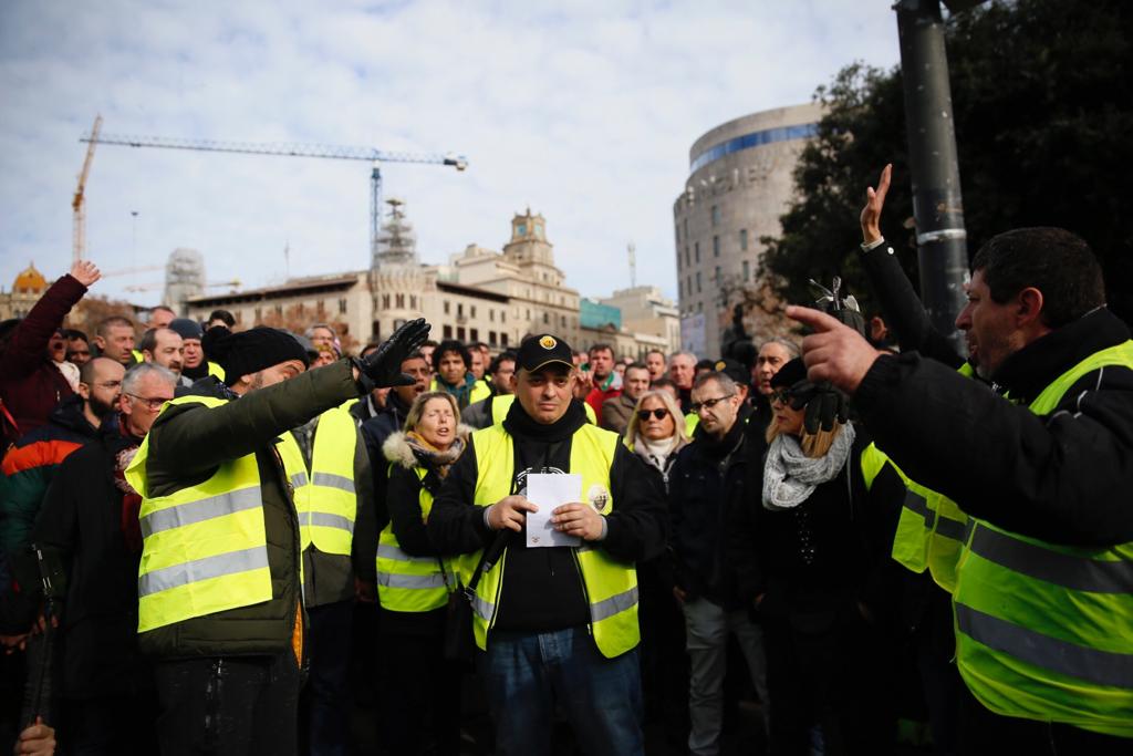 Élite Taxi descarta mobilitzacions però recorrerà el revés a la precontractació