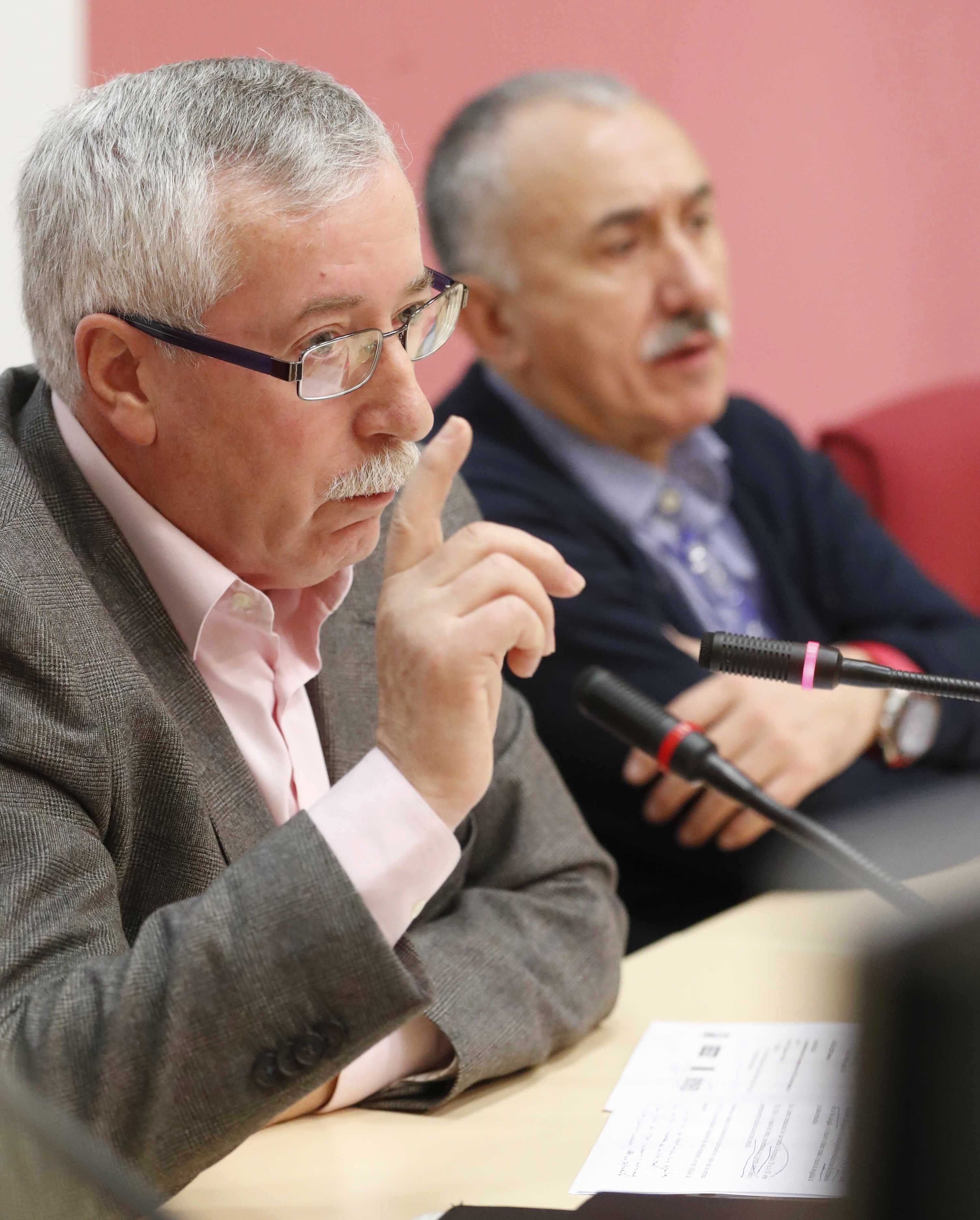 Els sindicats es manifestaran al desembre contra la manca de 'diàleg social' de Rajoy