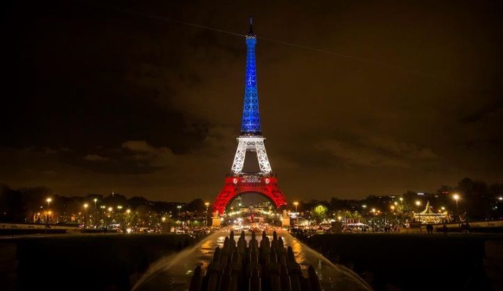 França fa front a la gihad amb un canvi a la Constitució