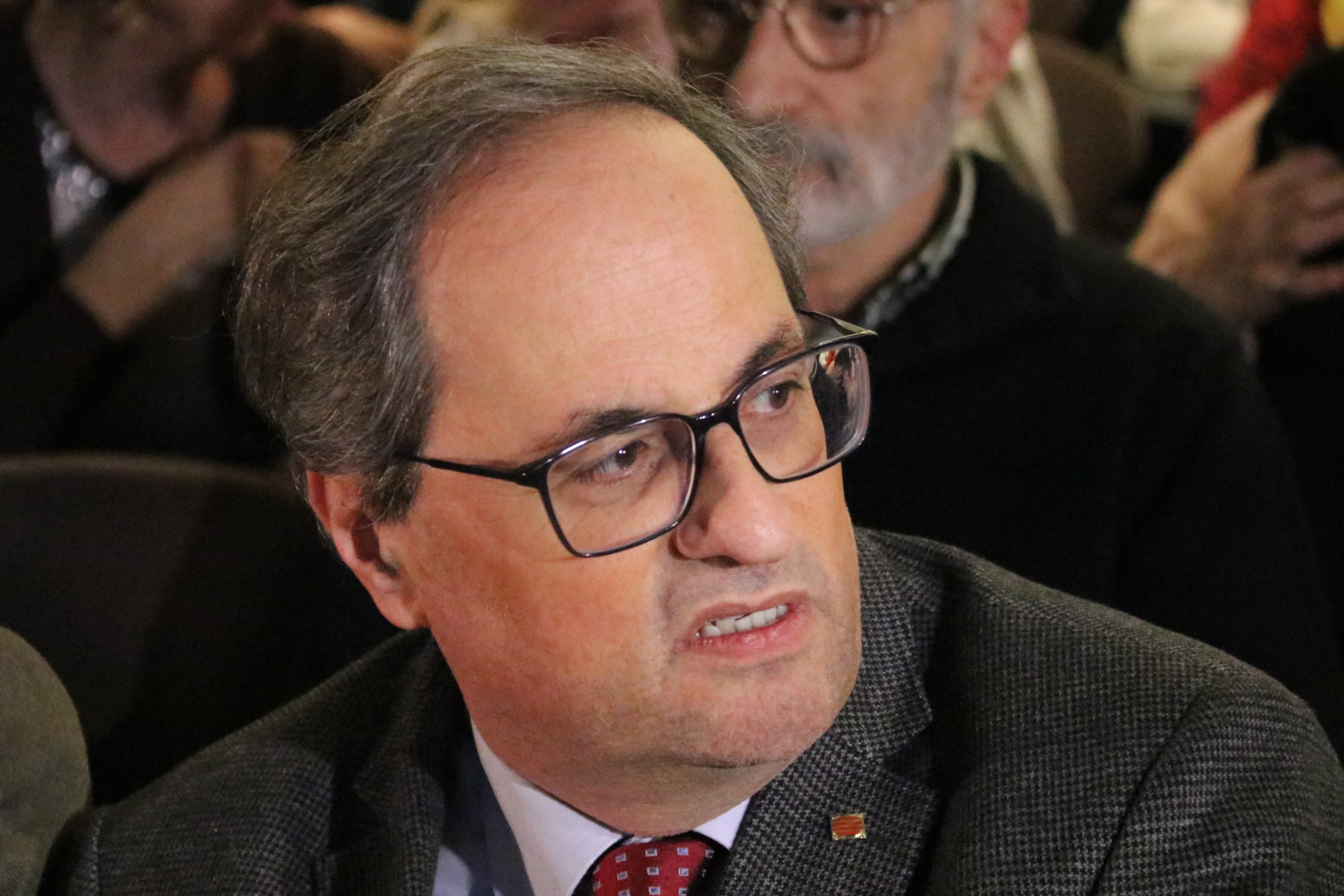 El desconcertant avís en ple discurs de Torra: "Si queda algú, que surti, si us plau"