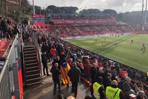 estelada montilivi girona barça Pau Cusi