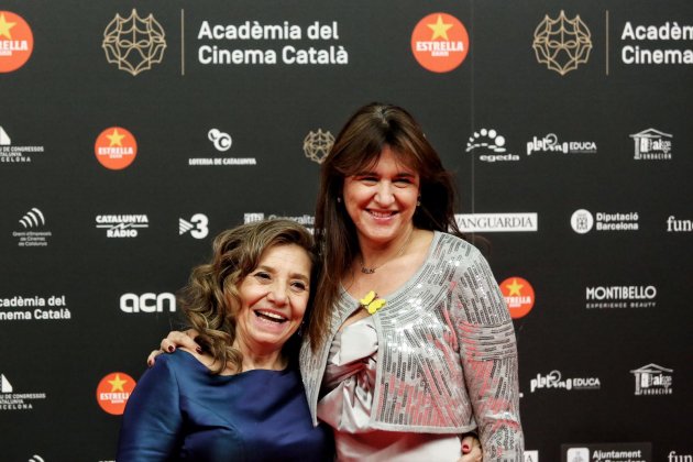 Isona Passola i Laura Borràs Premis Guadí   Carles Palacio