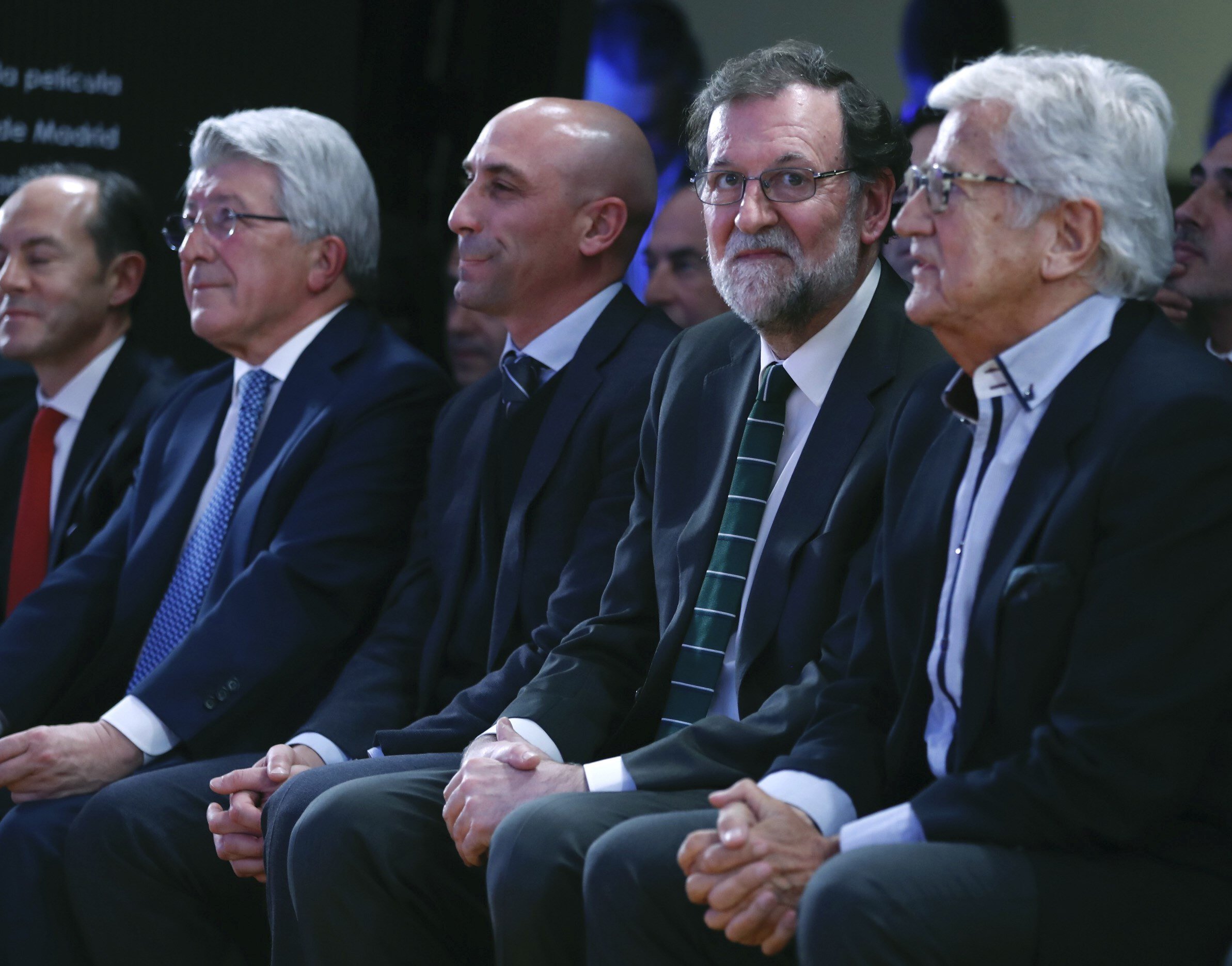 Rajoy, liberado hablando de su Madrid, reconoce que en el deporte "no molesto a nadie"