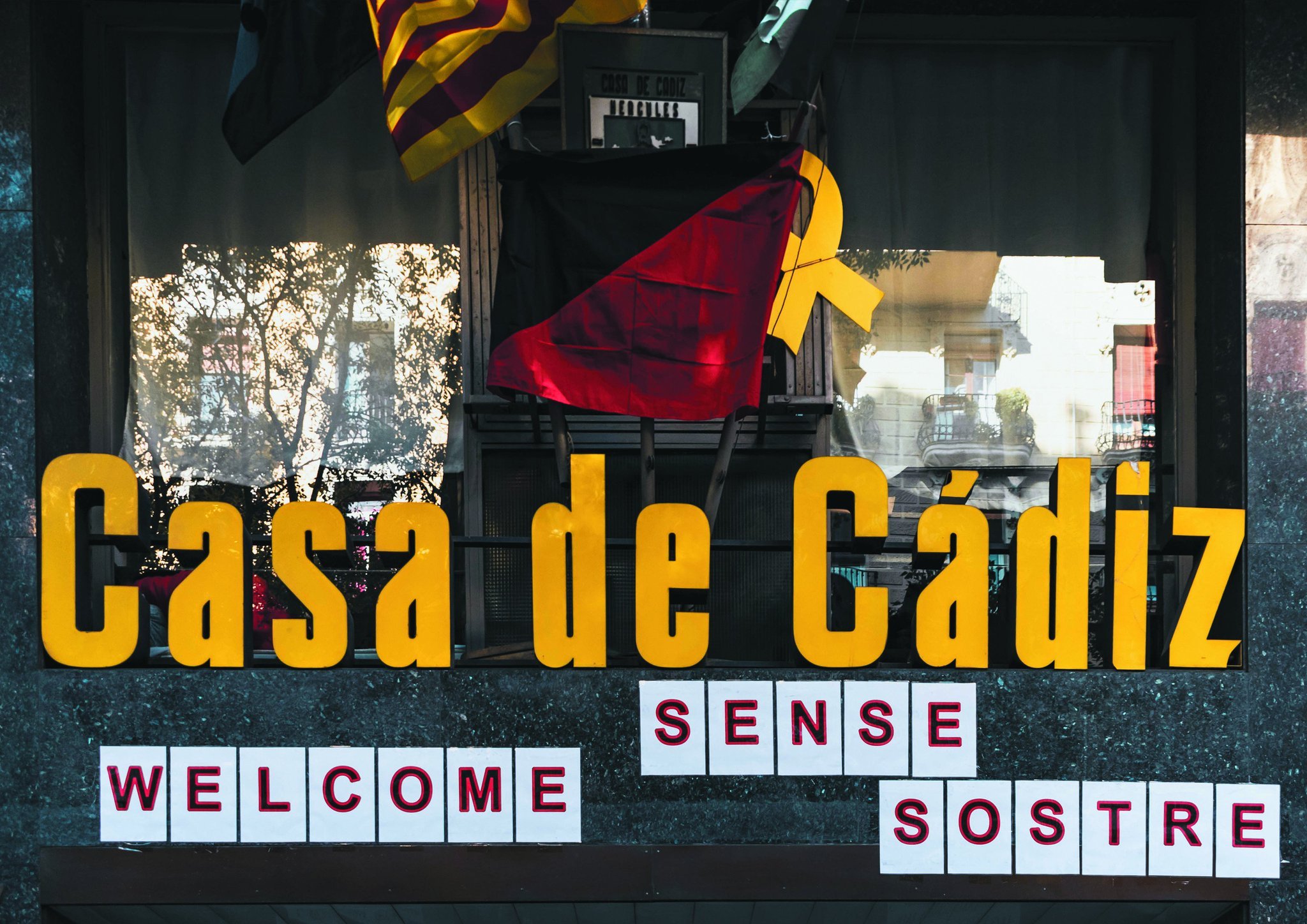 Los okupas desmienten al alcalde de Cádiz: pidió el desalojo de la sede