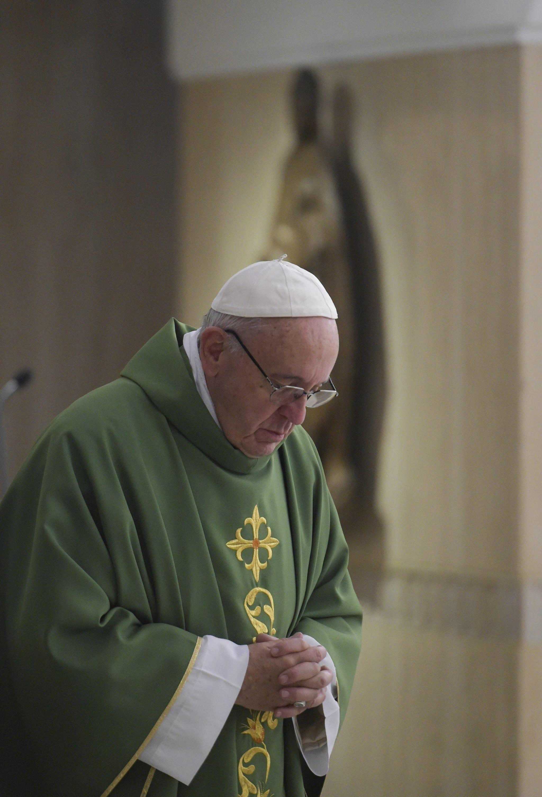 El Papa mostra la seva "tristesa" per la mort de Castro