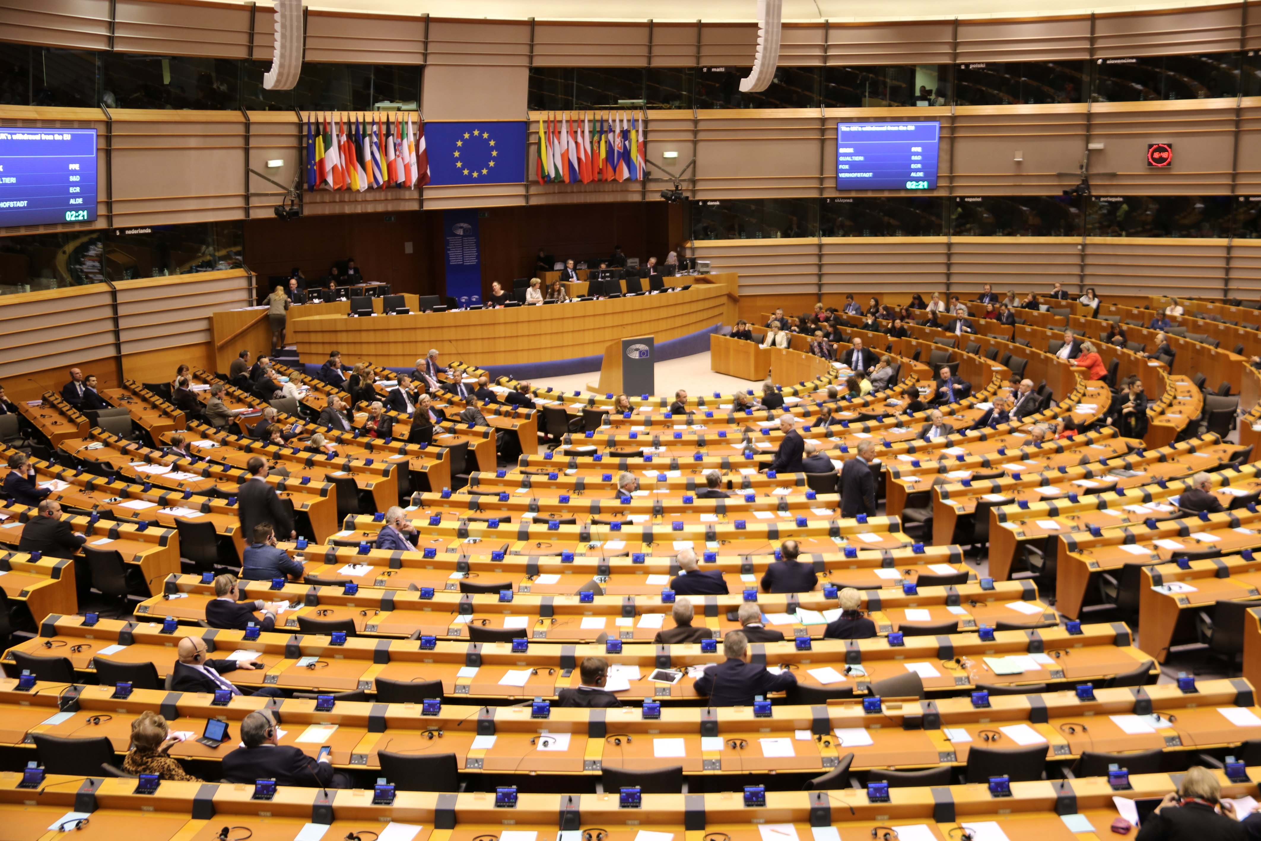 El Parlamento Europeo prohíbe un acto de la Falange y Democracia Nacional