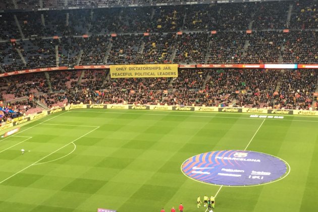 pancarta presos barça sevilla copa Bernat Aguilar