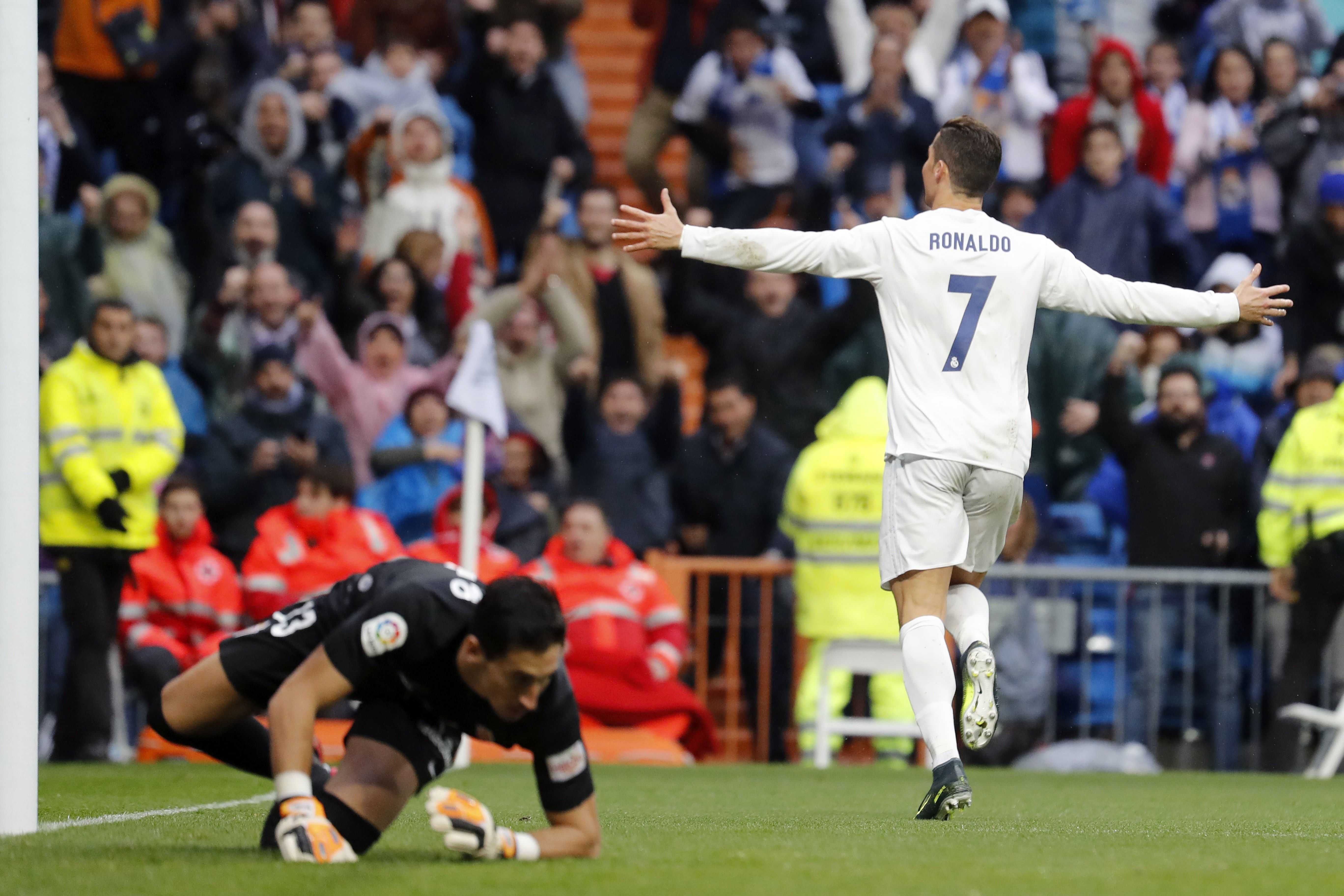 El Madrid juga amb foc però no es crema davant l'Sporting (2-1)