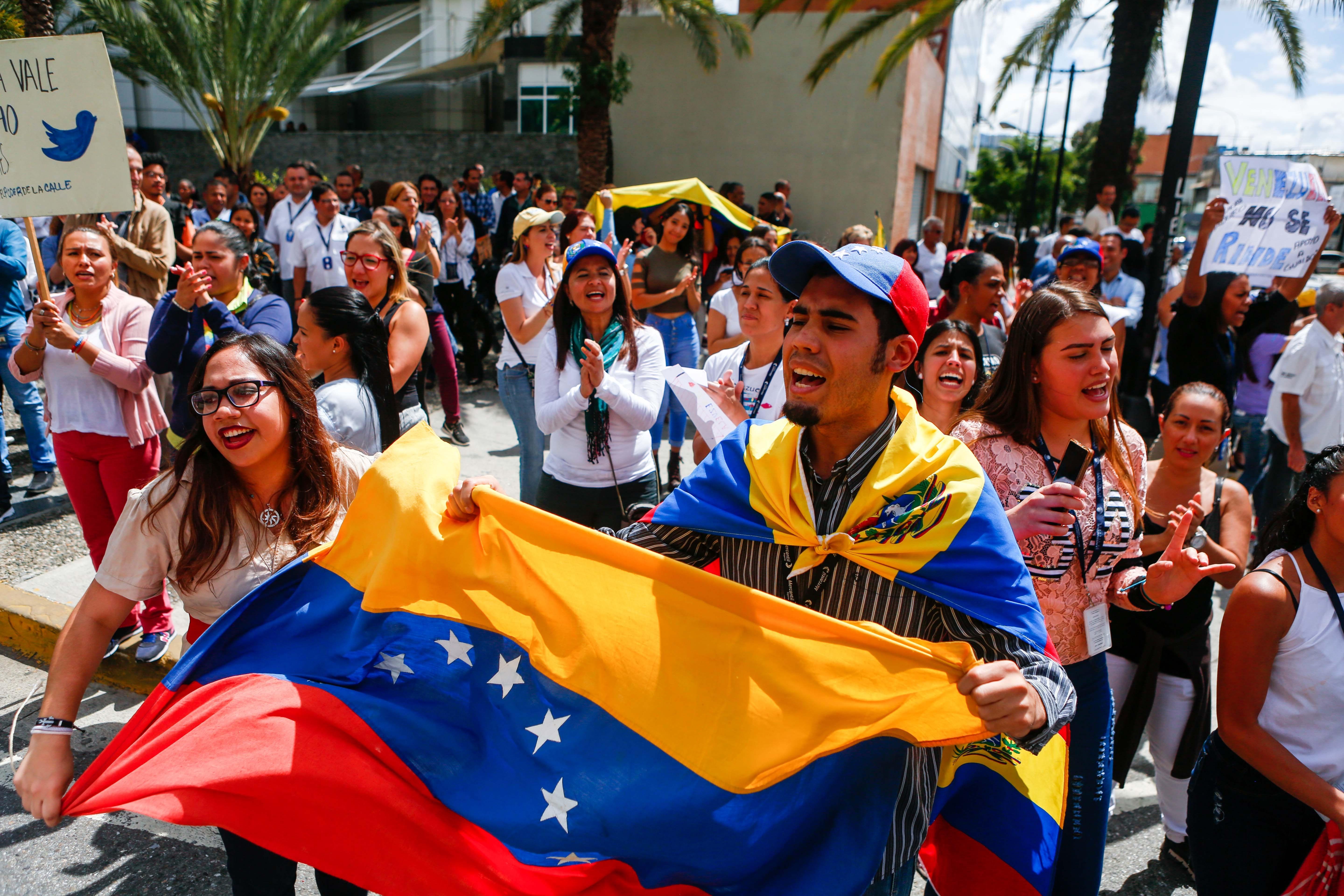 Detenido un periodista español que cubría la crisis en Venezuela