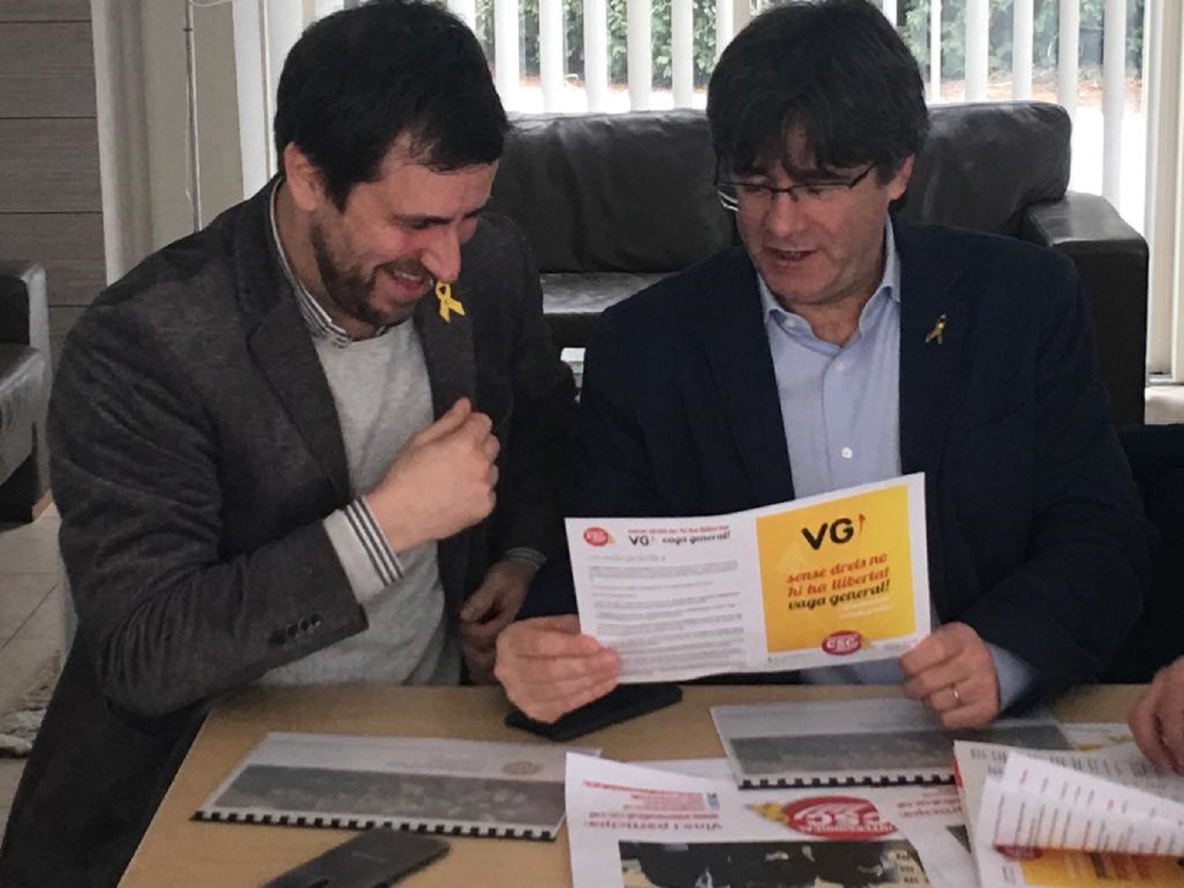 ERC de Sants desitja sort a Puigdemont i difon el seu vídeo
