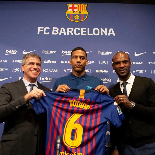 Abidal confirma que Todibo jugará con el primer equipo