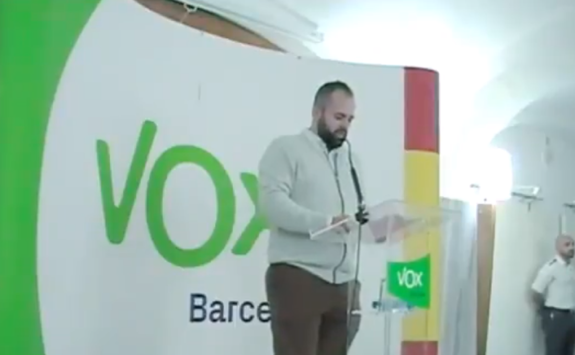 VÍDEO: El coordinador de Vox Gavà: un homófobo declarado en 'First Dates'