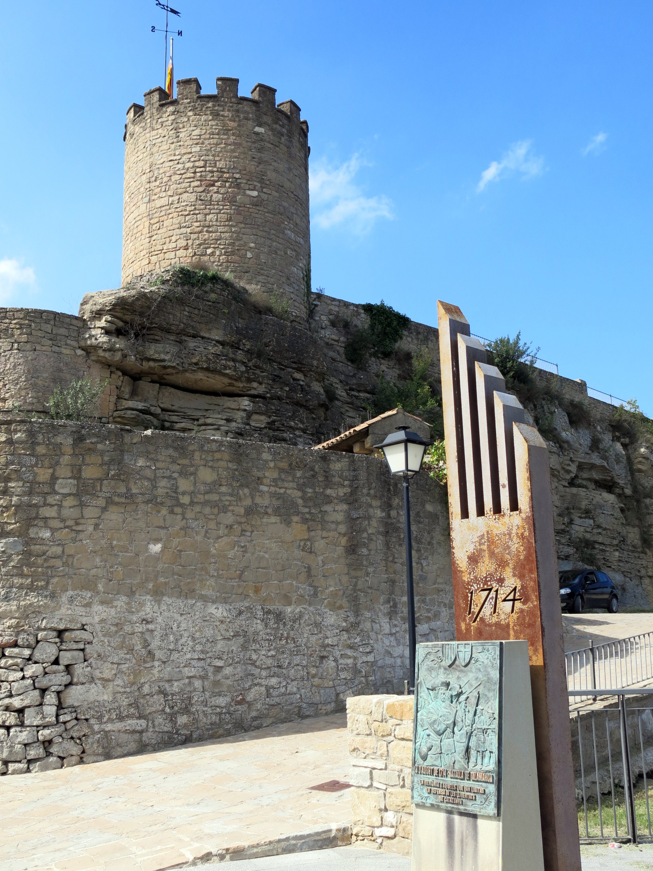 Tres llocs amb encant molt a prop de Terrassa: un salt d'aigua, un poble medieval i vistes privilegiades
