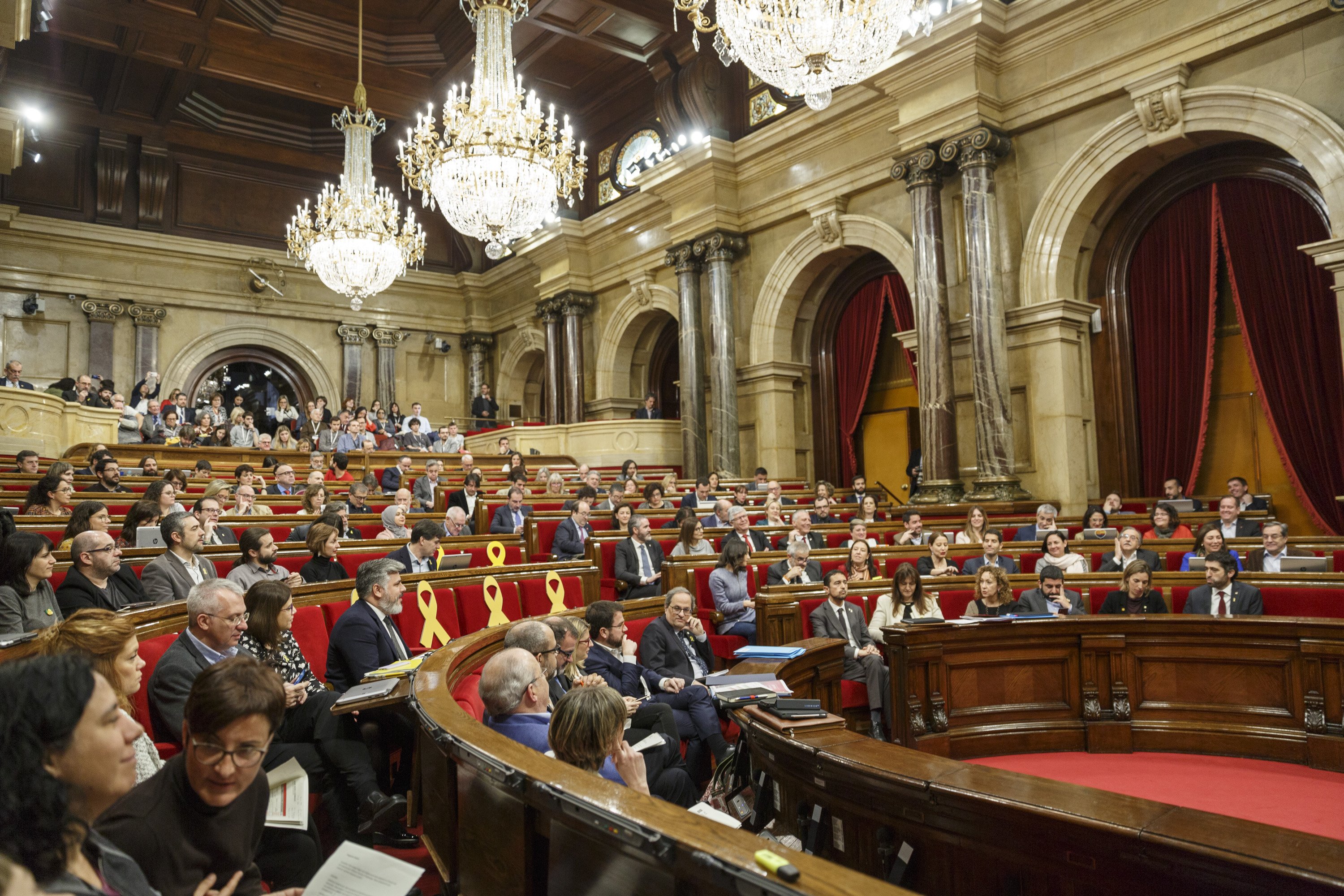 La unitat independentista es trenca al Parlament pel diàleg i la unilateralitat