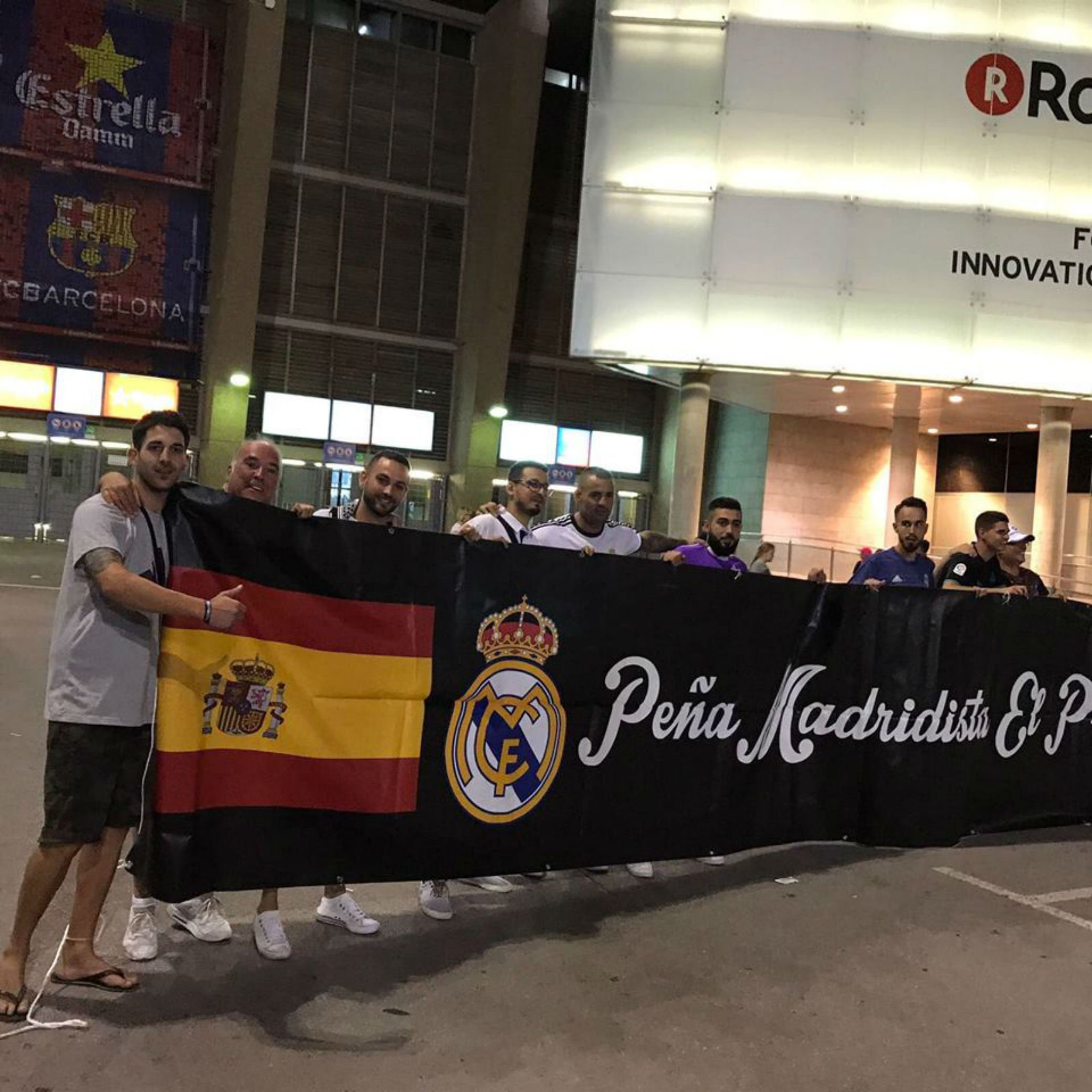 La Penya Madridista El Prat assegura que el Barça la va censurar i critica la pancarta dels presos