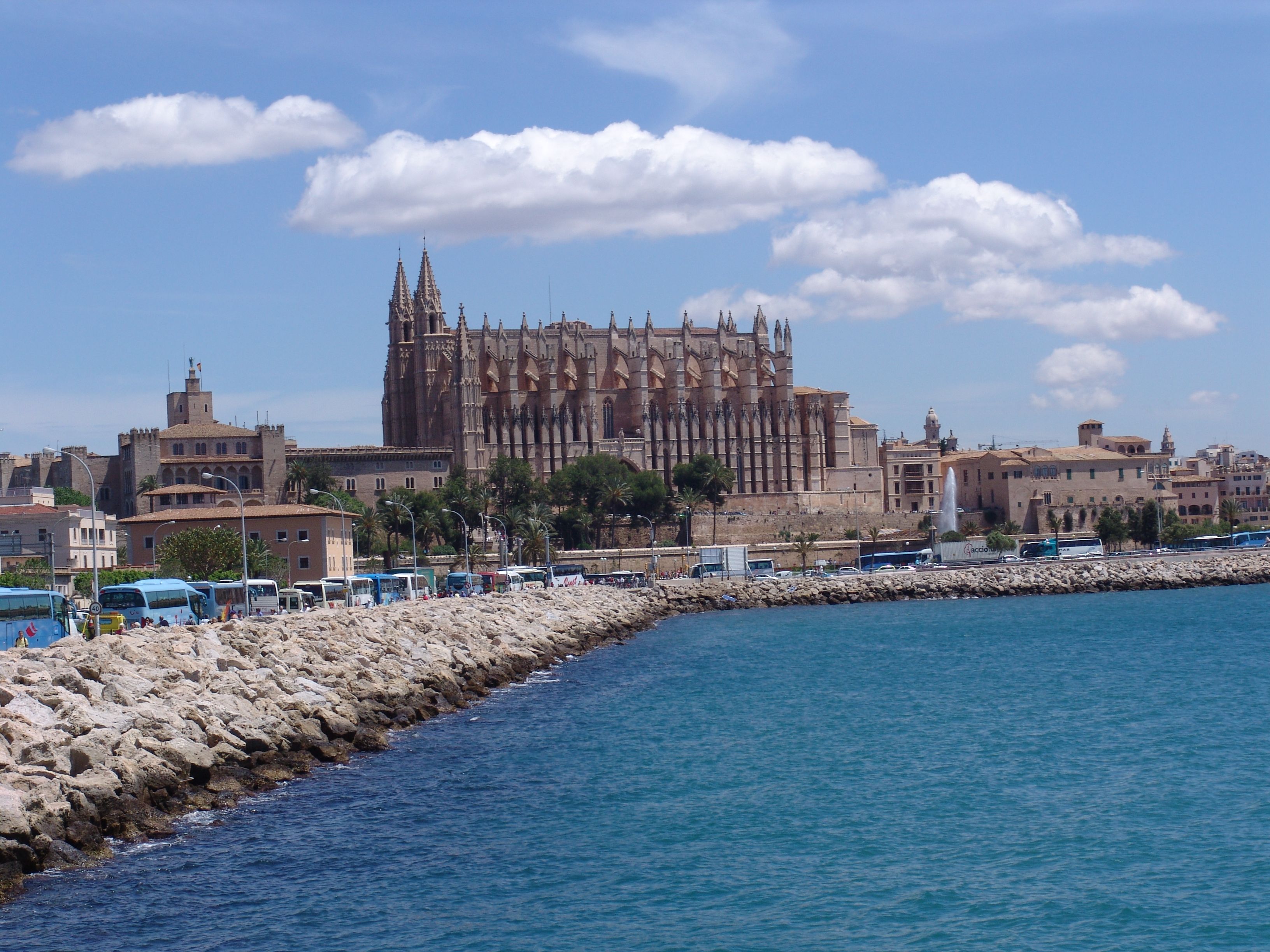 Un bar de Palma se niega a servir un café con leche por pedirlo en catalán