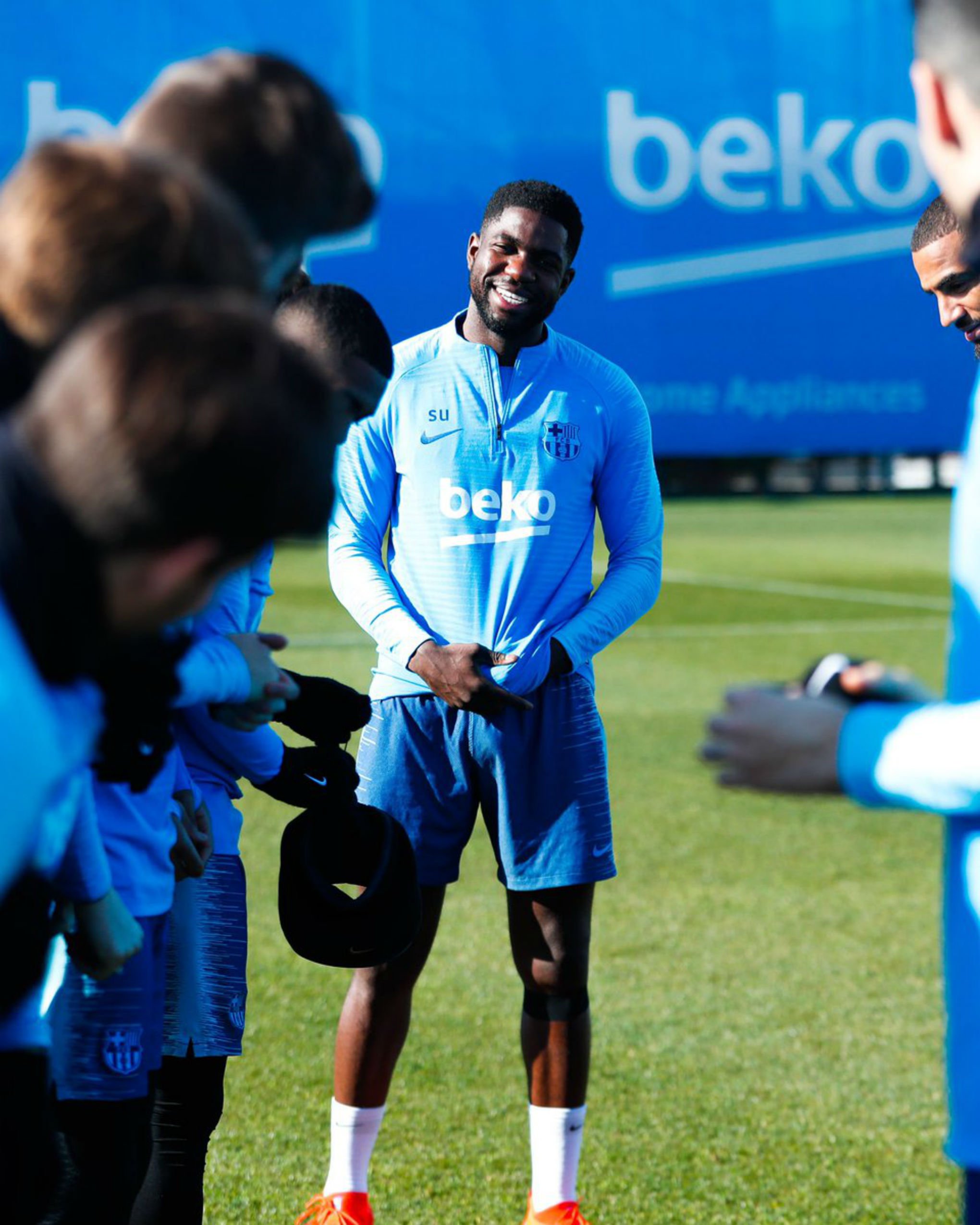 Umtiti vuelve a los entrenamientos pensando en Lyon