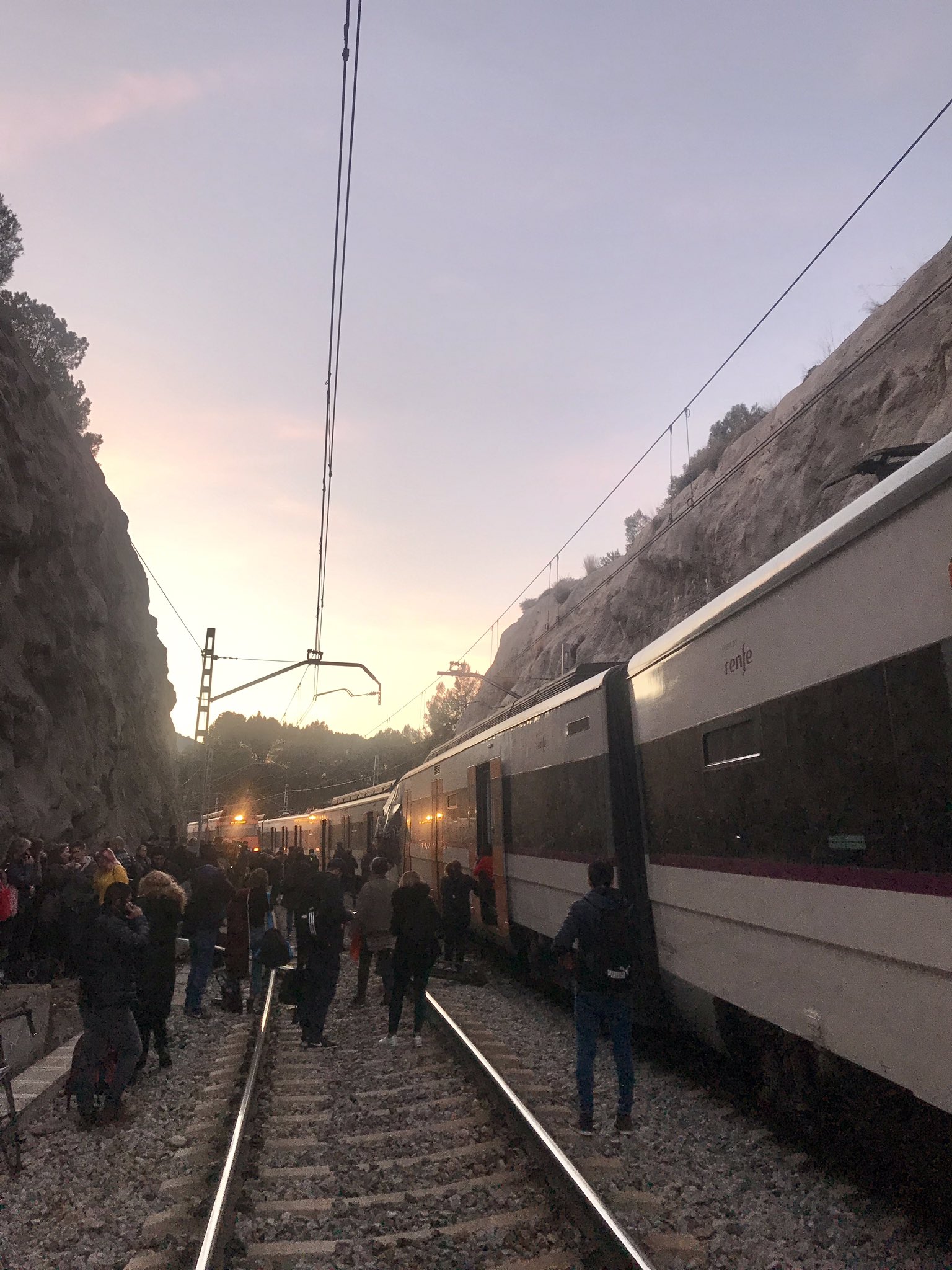 La persona muerta en el choque de trenes en Castellgalí es la conductora de uno de los convoyes