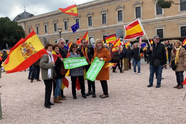 Cartells colpistes a presó Vox manifestacio dretes Madrid - Nicolas Tomás