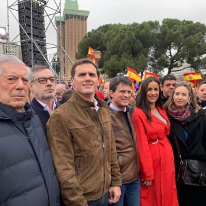Rivera Valls manifestació Madrid diàleg Catalunya - @manuelvalls Rivera Valls manifestació Madrid diàleg Catalunya - @manuelvalls