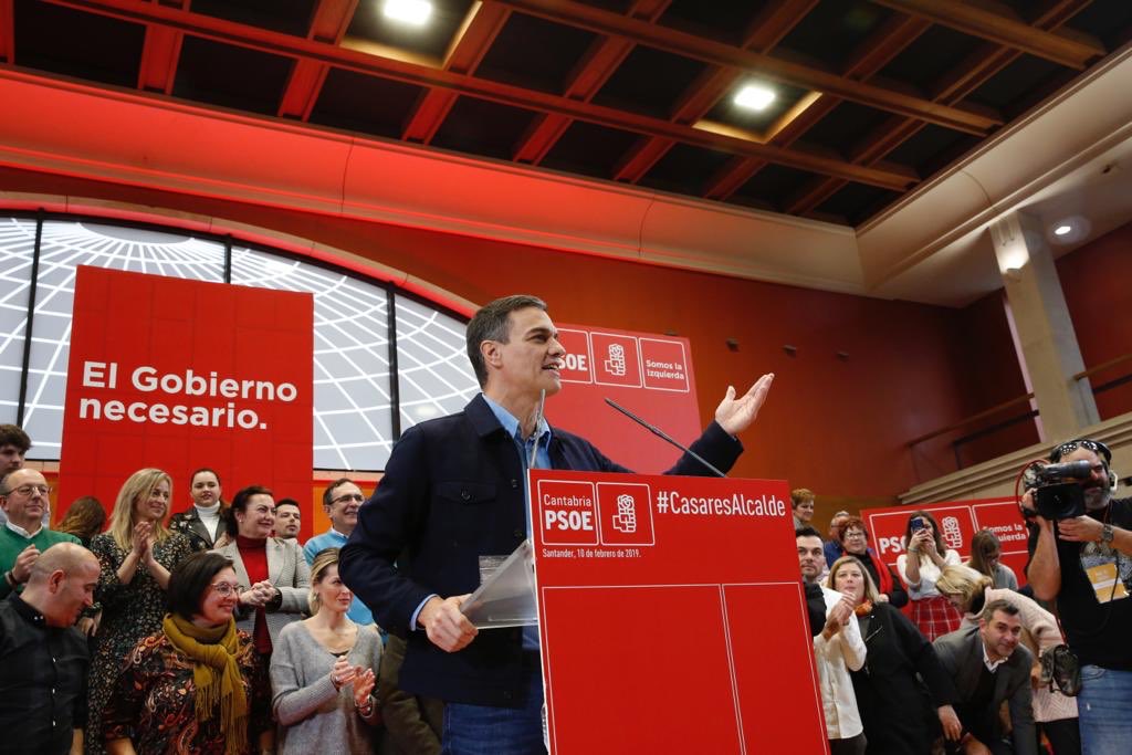 Sánchez, als manifestants de Madrid: "Això no és patriotisme, és deslleialtat"