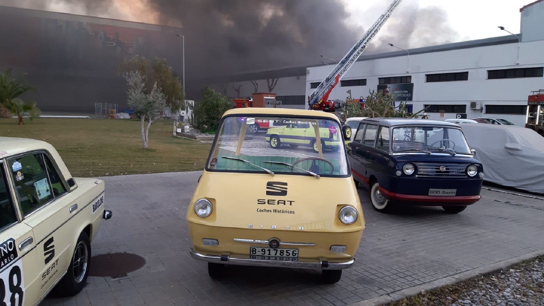 Incendi al Museu Històric de Seat a la Zona Franca