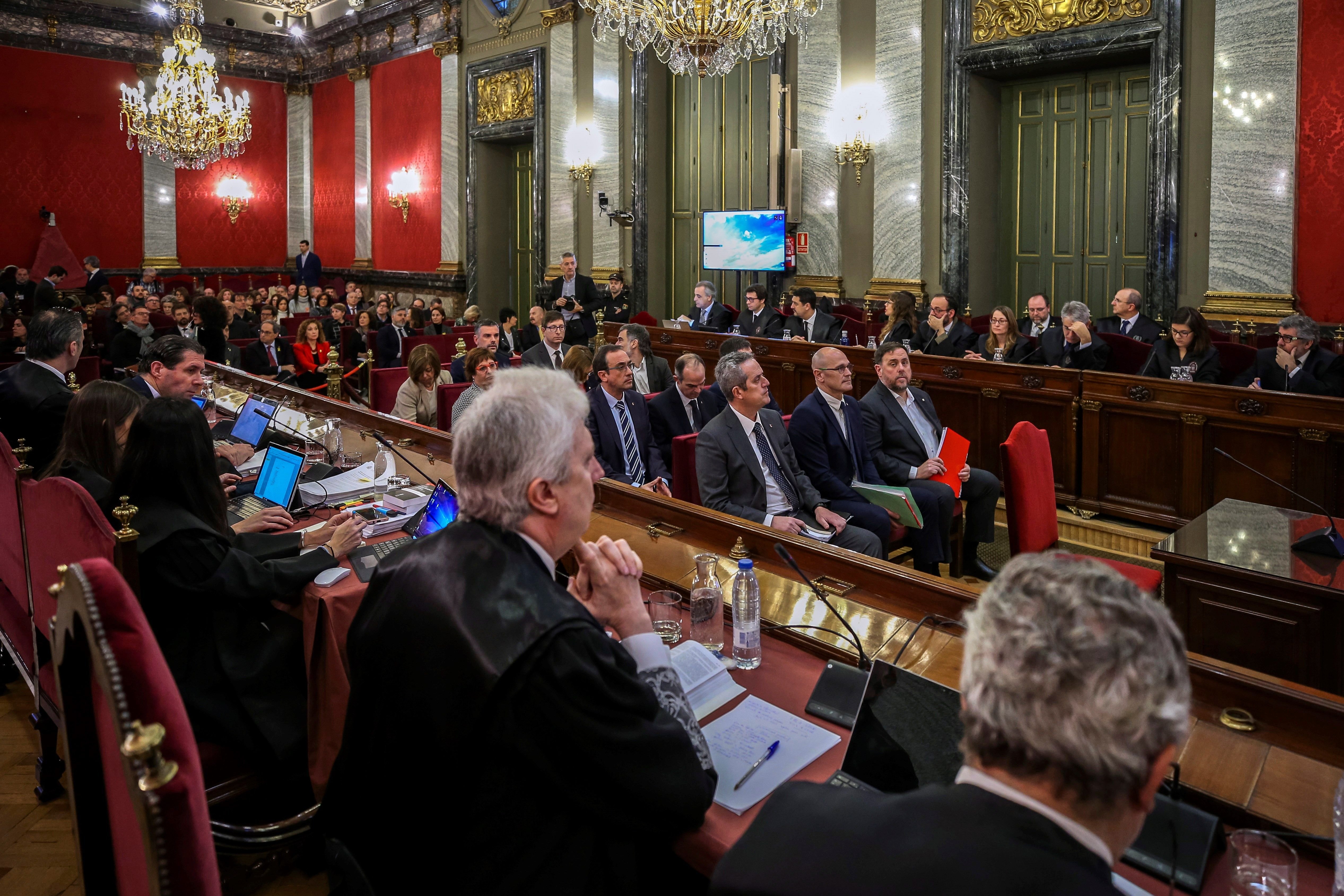 Defensa acérrima de los derechos fundamentales en la primera sesión del juicio al procés