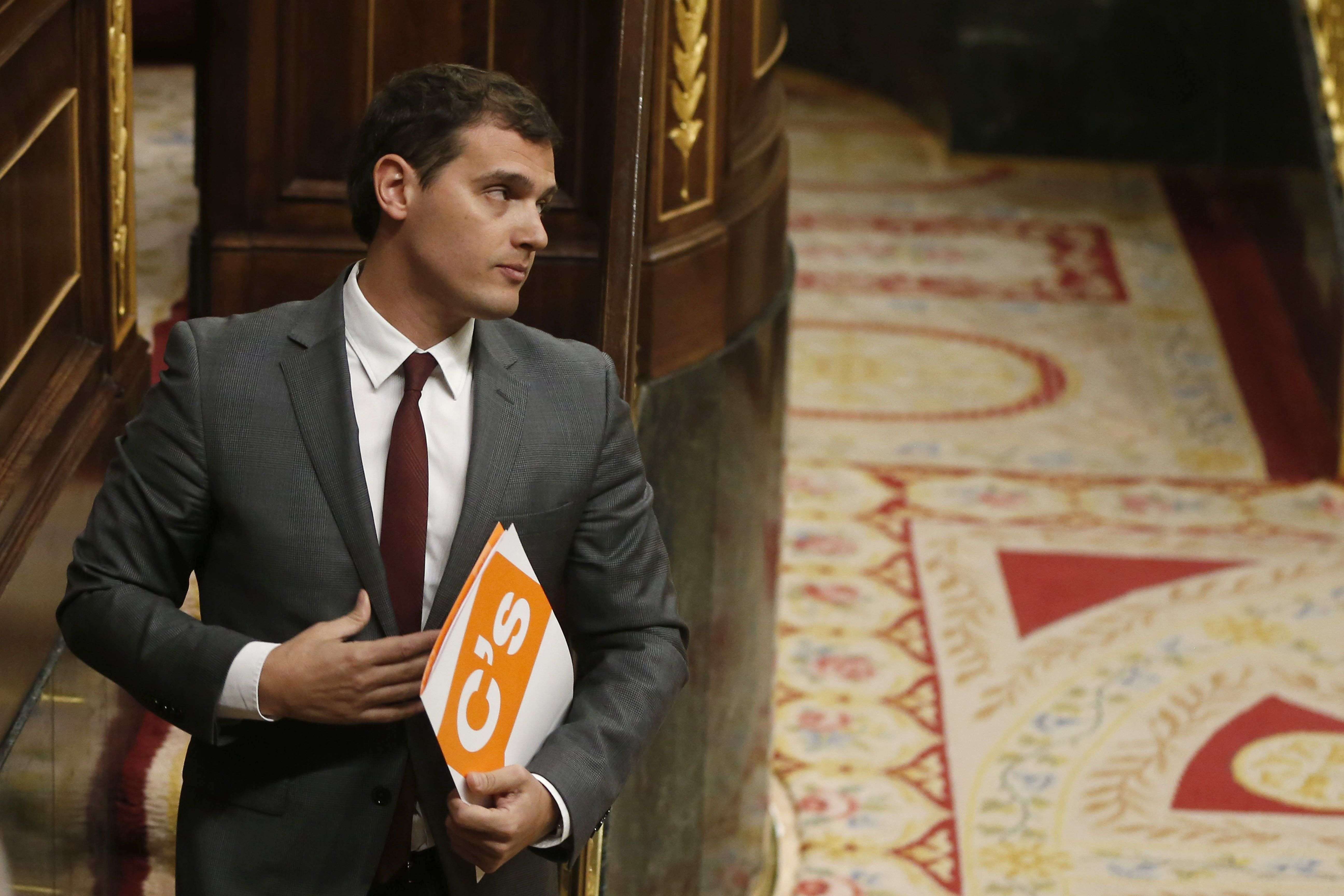 Puigdemont y Rivera hablarán de la financiación de Catalunya en la reunión