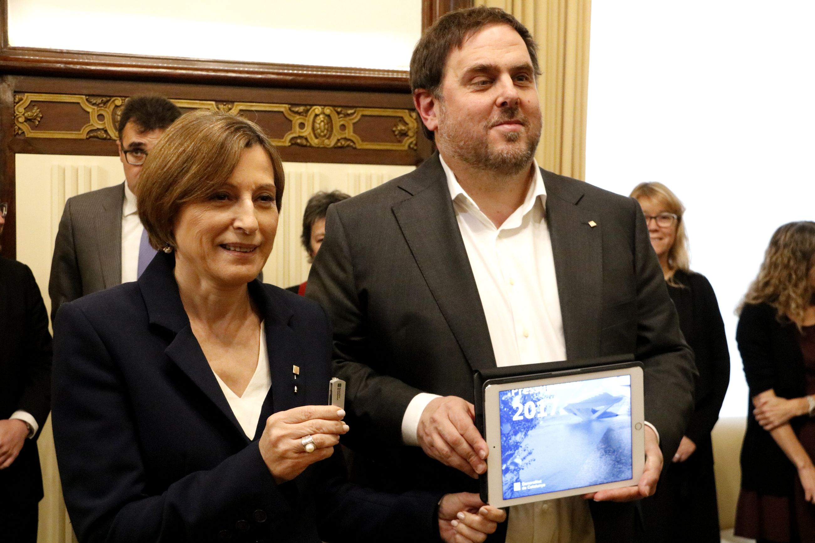 Junqueras celebra el sí de la CUP: "Ara, referèndum"