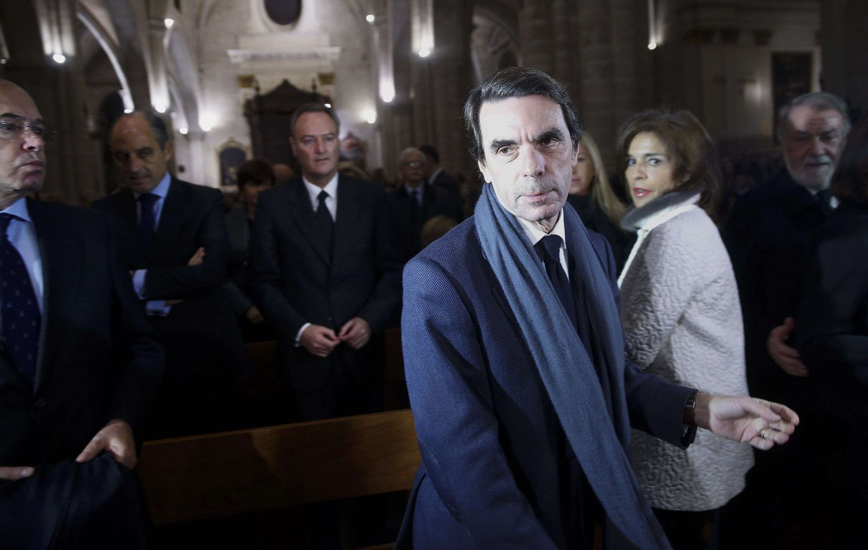 Aznar renova la cúpula de la FAES i en deixa fora els dirigents del PP en actiu