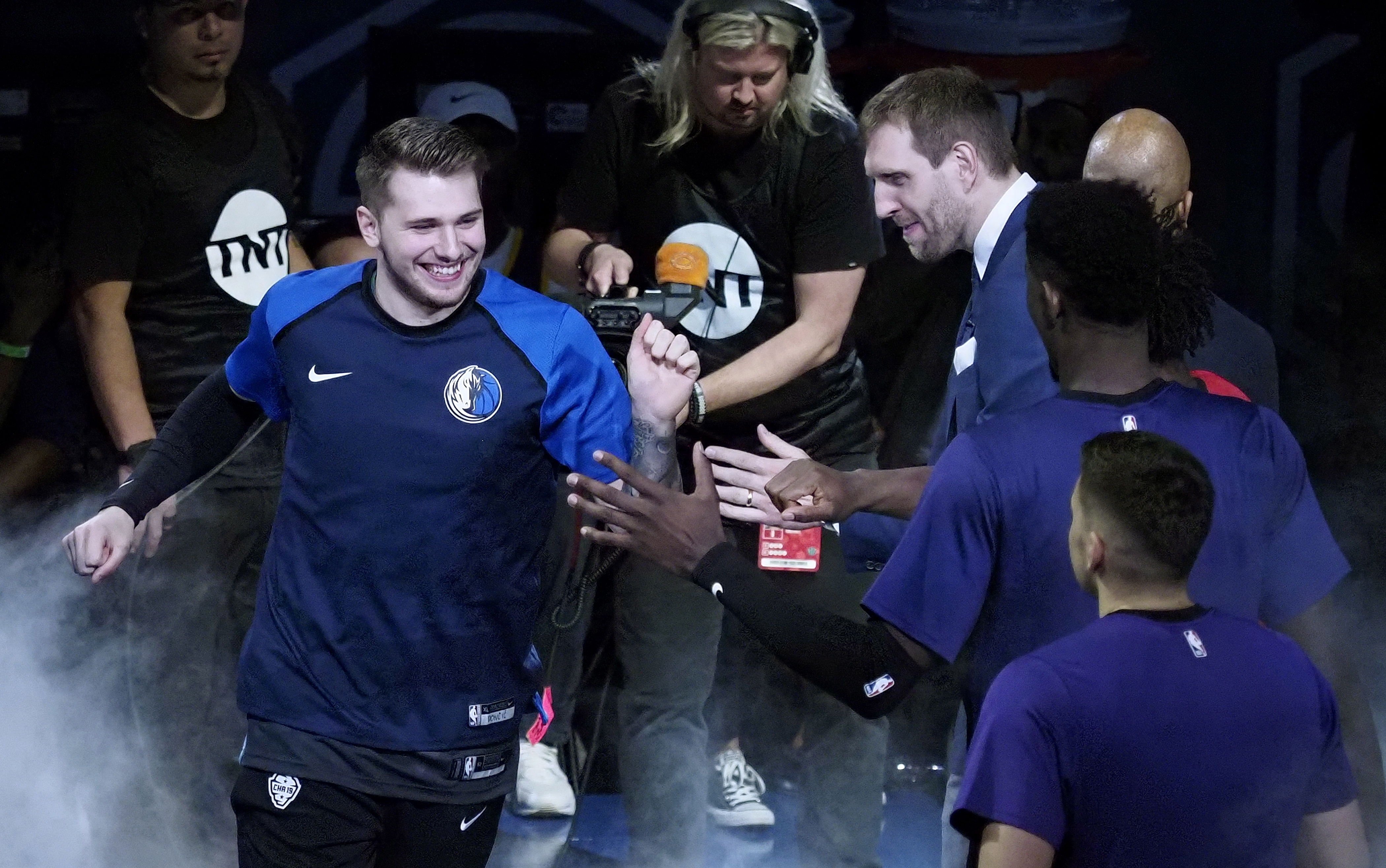 Luka Doncic, oferta con ultimátum sobre la mesa para dejar Dallas Mavericks, desafía Antetokounmpo