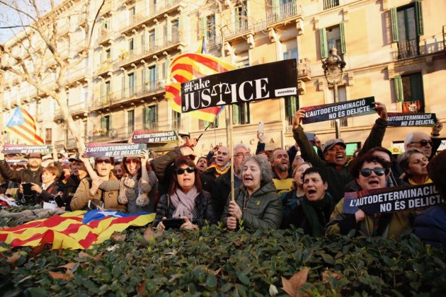 Manifestació judici criden llibertat presos Sergi Alcàzar
